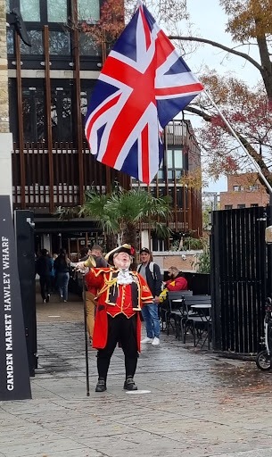 Alan Myatt - town crier